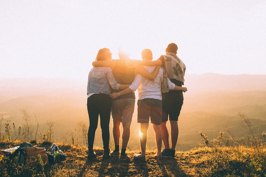 bevisiblebeyou.org σεβασμός, η φροντίδα, η αγάπη, η ειλικρίνεια και η στήριξη | YouBeHero | YouBeHero