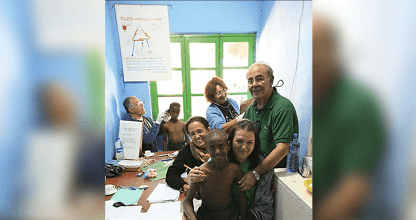 lalibela.gr παιδιά δέχονται ιατρικές υπηρεσίες | YouBeHero