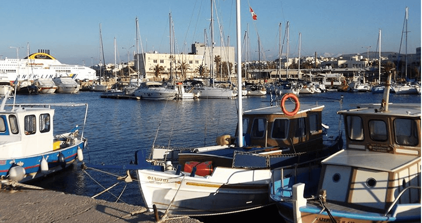 ferriesbooking.com θα βρεις δρομολόγια για όλα τα λιμάνια στην Ελλάδα και Ευρώπη | YouBeHero 