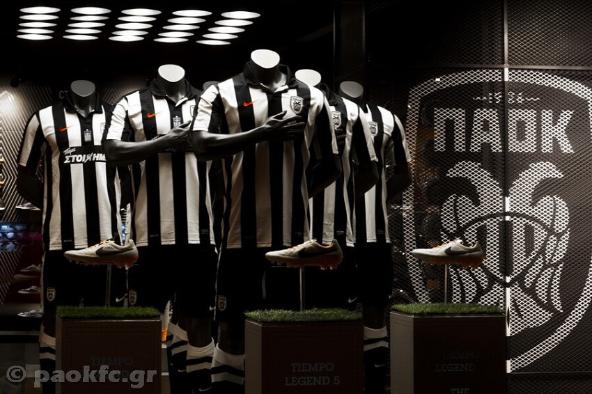 Στο store.paokfc.gr θα βρεις ανδρικά, γυναικεία, παιδικά ρούχα του ΠΑΟΚ όπως φούτερ, t-shirt, σαλιάρες, φορμάκια, εσώρουχα και σετ ένδυσης   | YouBeHero